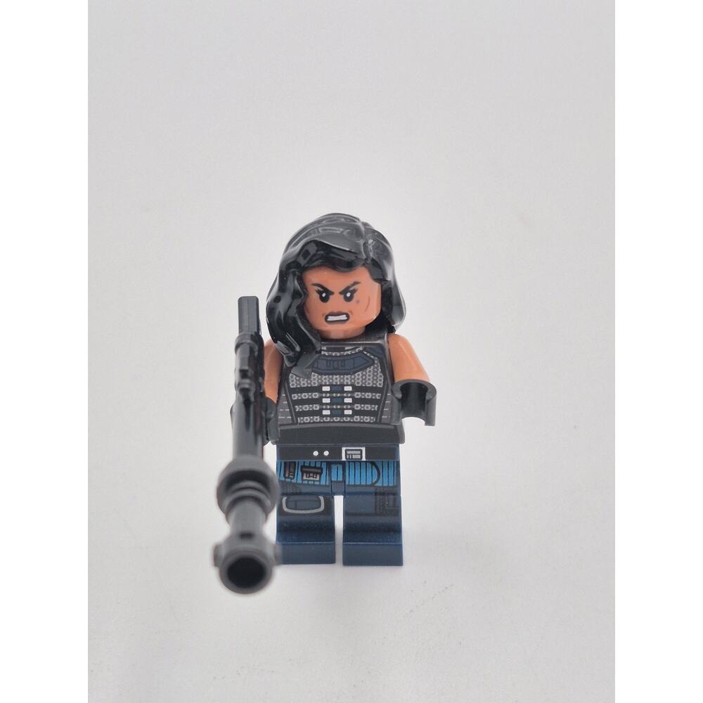 Lego Star Wars Cara Dune Minifigure sw1058 The Mandalorian 75254 with Blaster